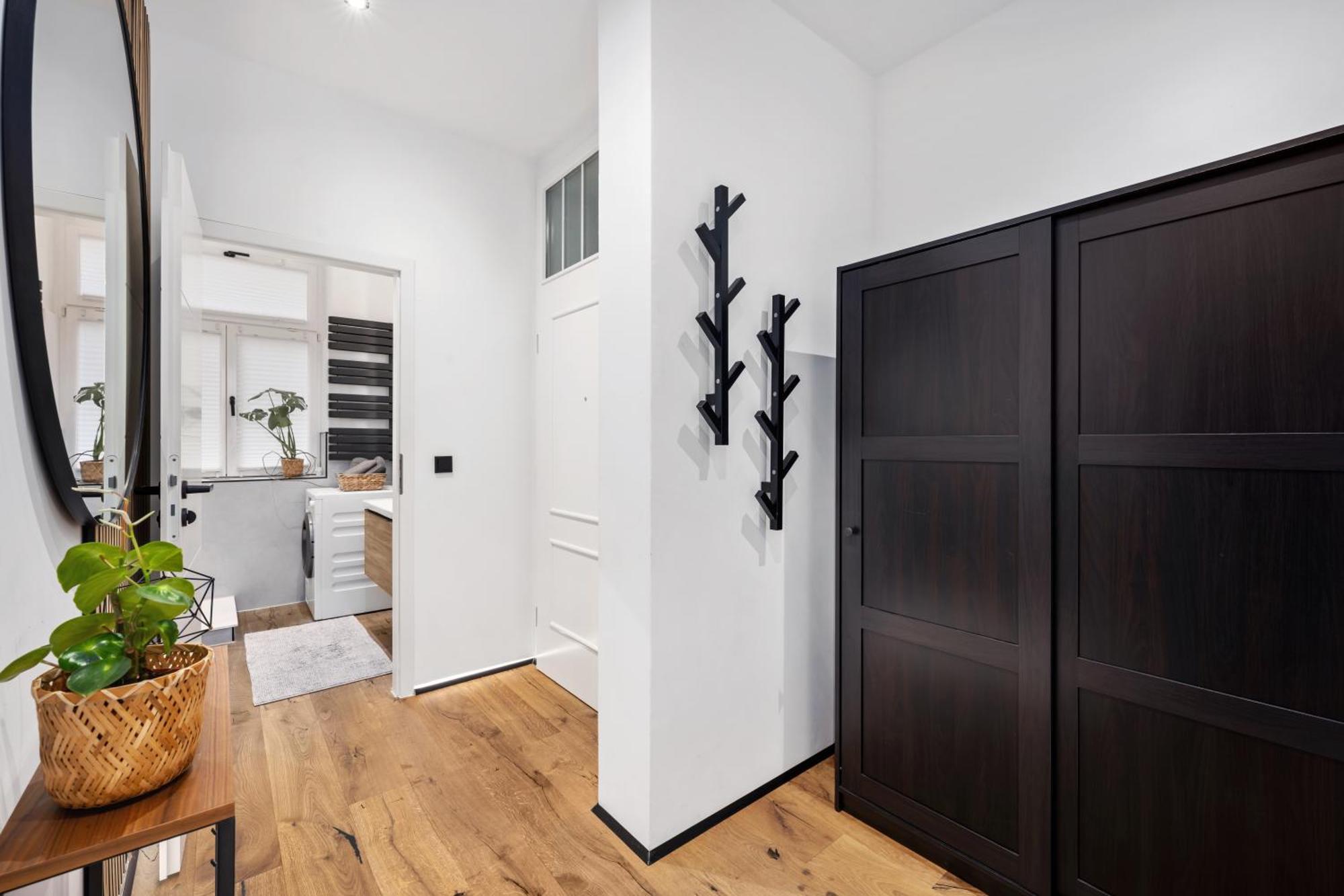 Edler Wohnraum Luxurioeses Stadtstudio Mit Balkon, Kaffeevollautomat & Klima Цвиккау Экстерьер фото