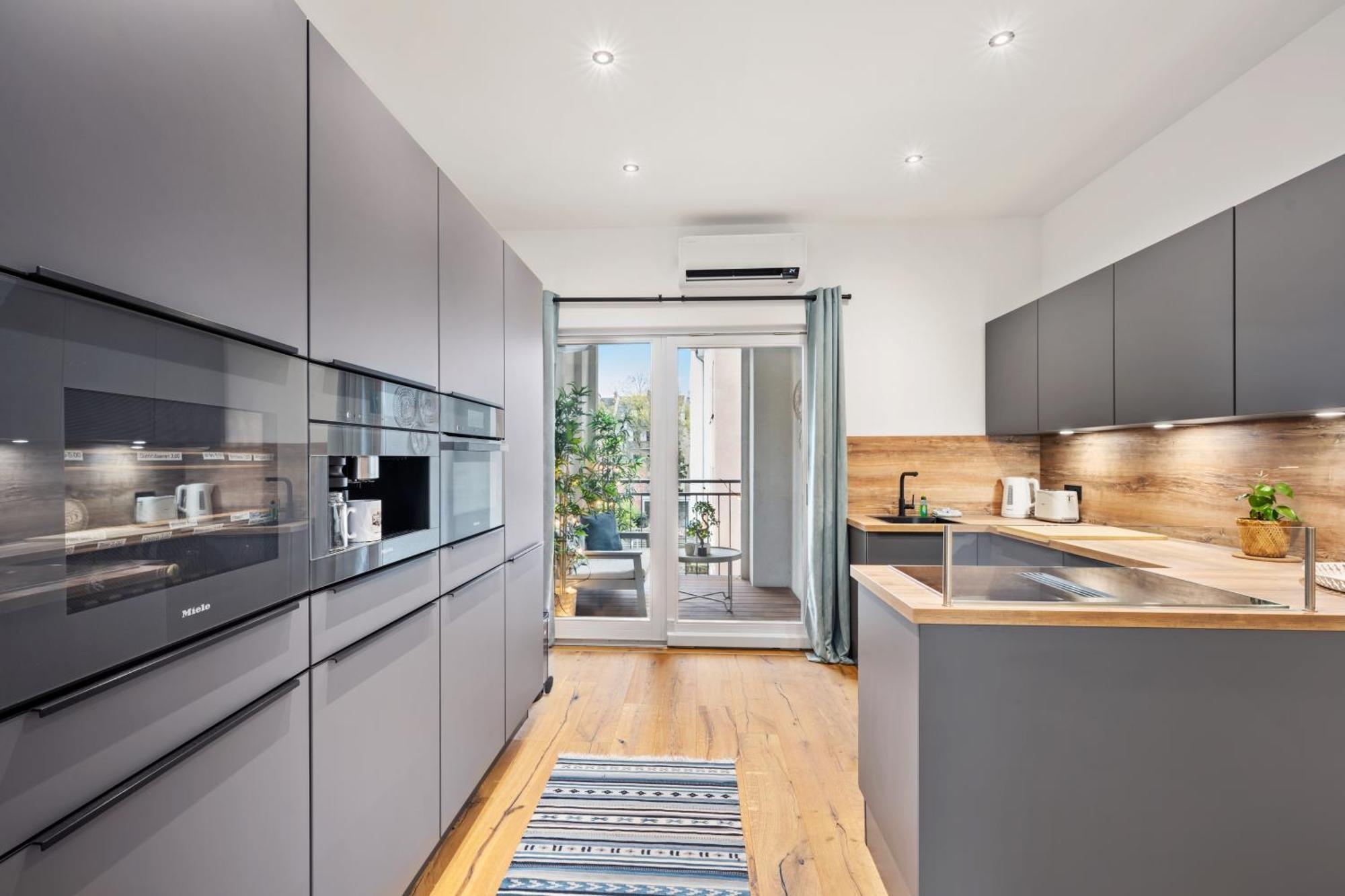 Edler Wohnraum Luxurioeses Stadtstudio Mit Balkon, Kaffeevollautomat & Klima Цвиккау Экстерьер фото